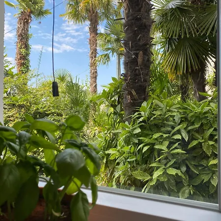 Luna Garden Οπατία