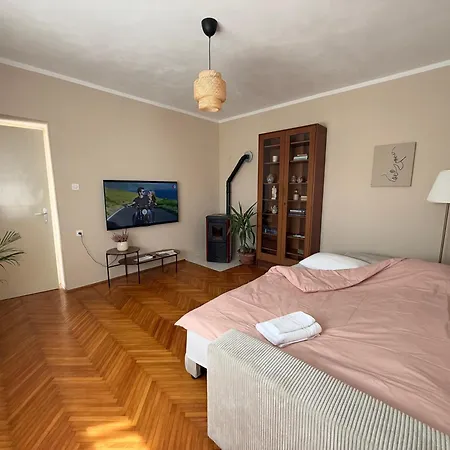 Luna Garden Apartament